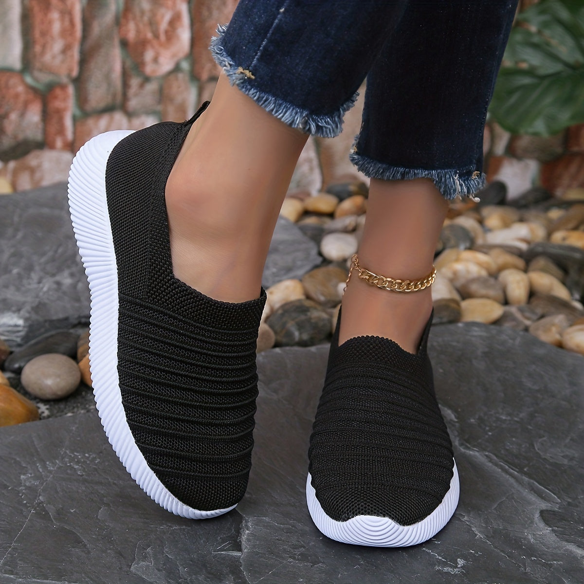 Women's Slip On Casual Sneakers Breathable Outdoor Shoes