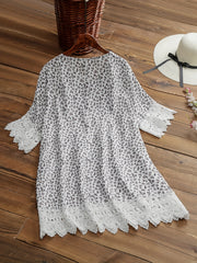 Ditsy Floral Print Lace Trim Short Sleeve Top