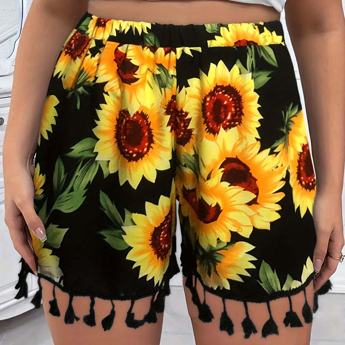  Sunflower Print Fringe Trim Wide Leg Shorts