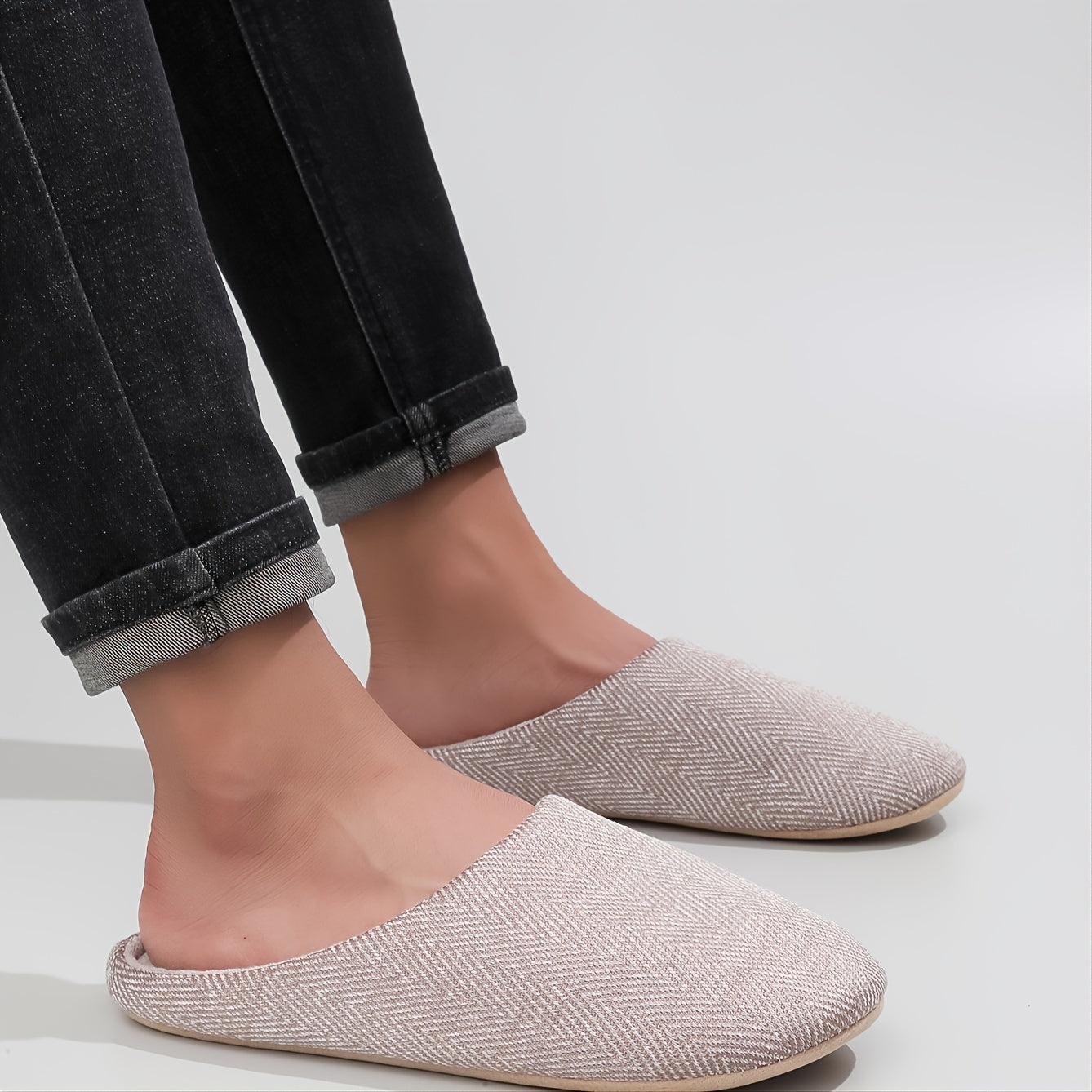 Men's Cozy Indoor Slippers with Plush Lining