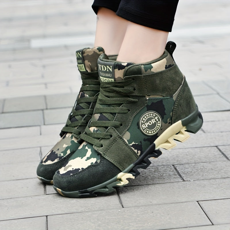 Camo Pattern High Top Wedge Sneakers Lightweight Lace-up Shoes
