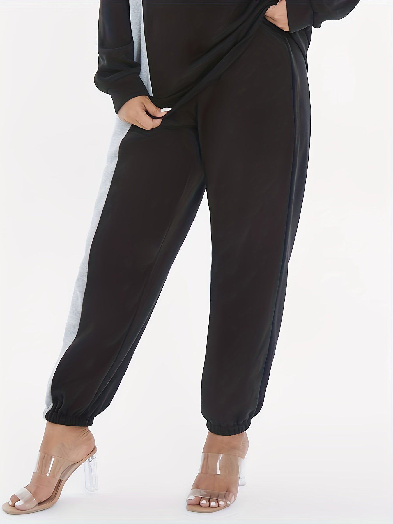  Colorblock Round Neck Top & Jogger Pants Set
