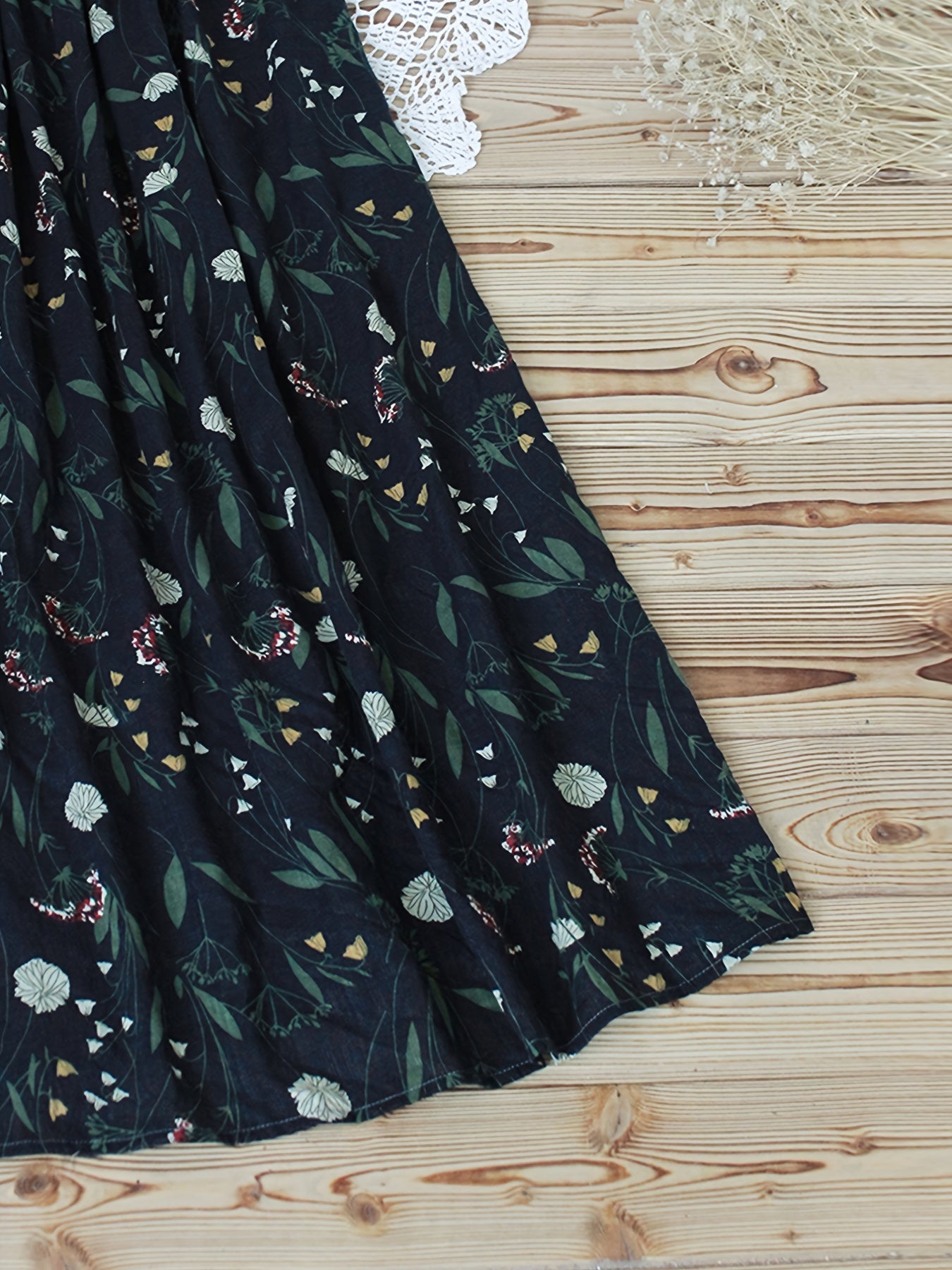  Leaf Print Ruched Cami Dress