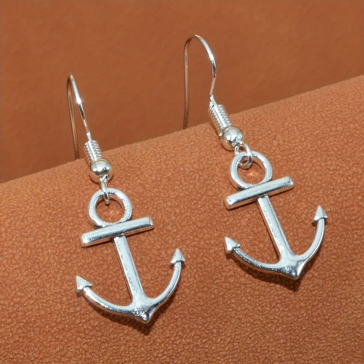 Retro Silvery Anchor Earrings & Fashionable Jewelry for Women