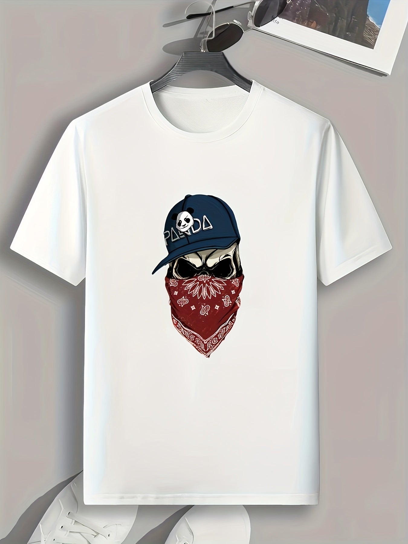 Skull Print Men's Graphic T-shirt for Summer