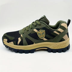 Camouflage Outdoor Hiking Boots Wear Resistant Climbing Shoes