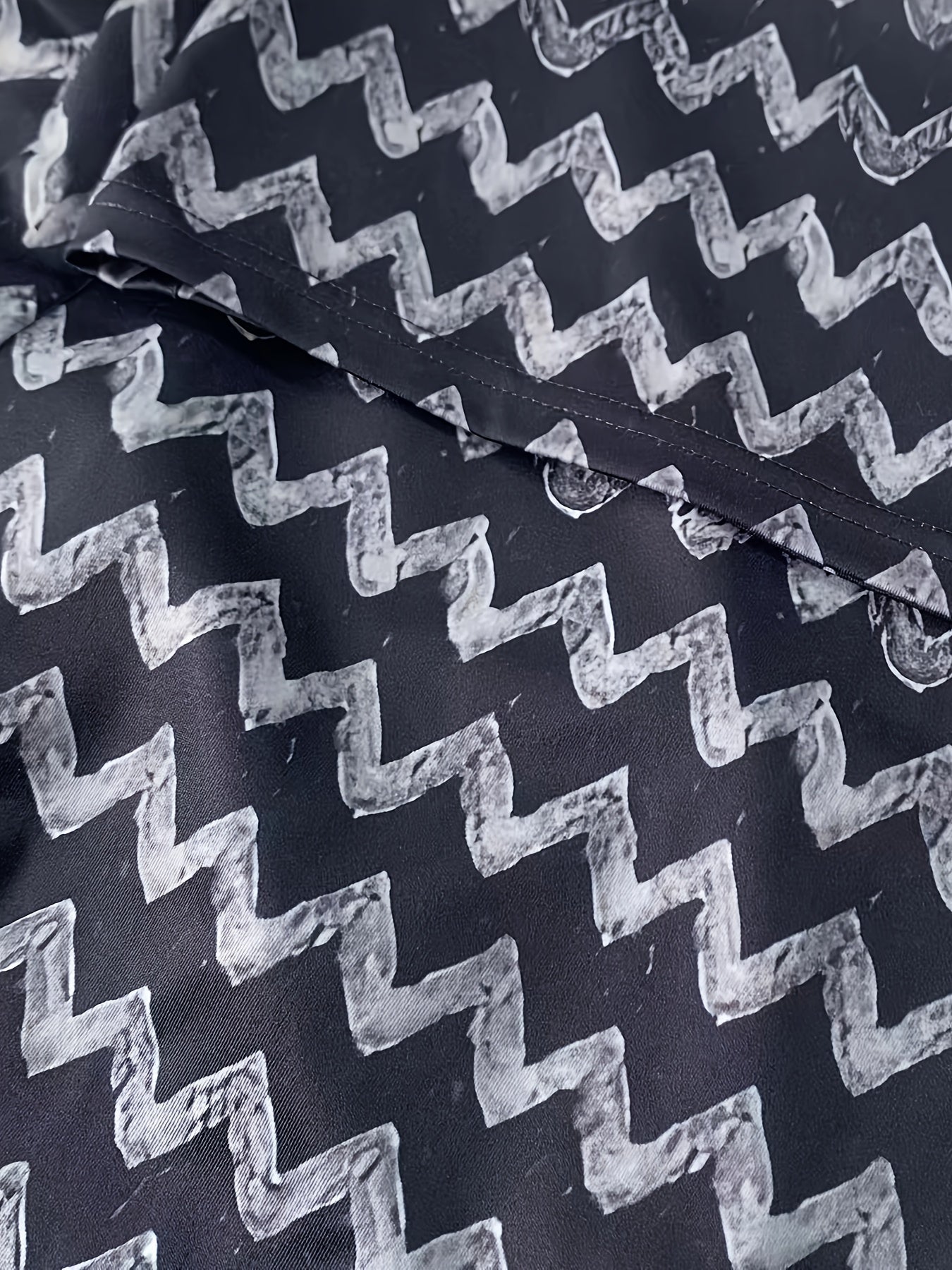  Women's 2 Piece Set Top & Chevron Print Pan