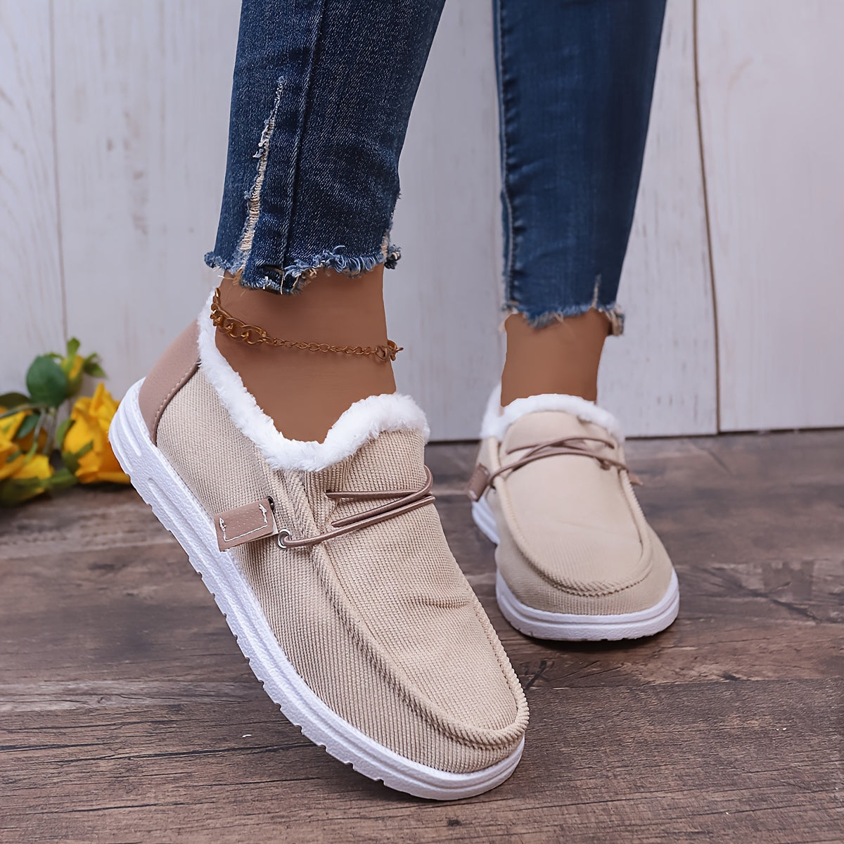 Women's Non-Slip Thickened Sneakers Low Top Warm Sport Shoes