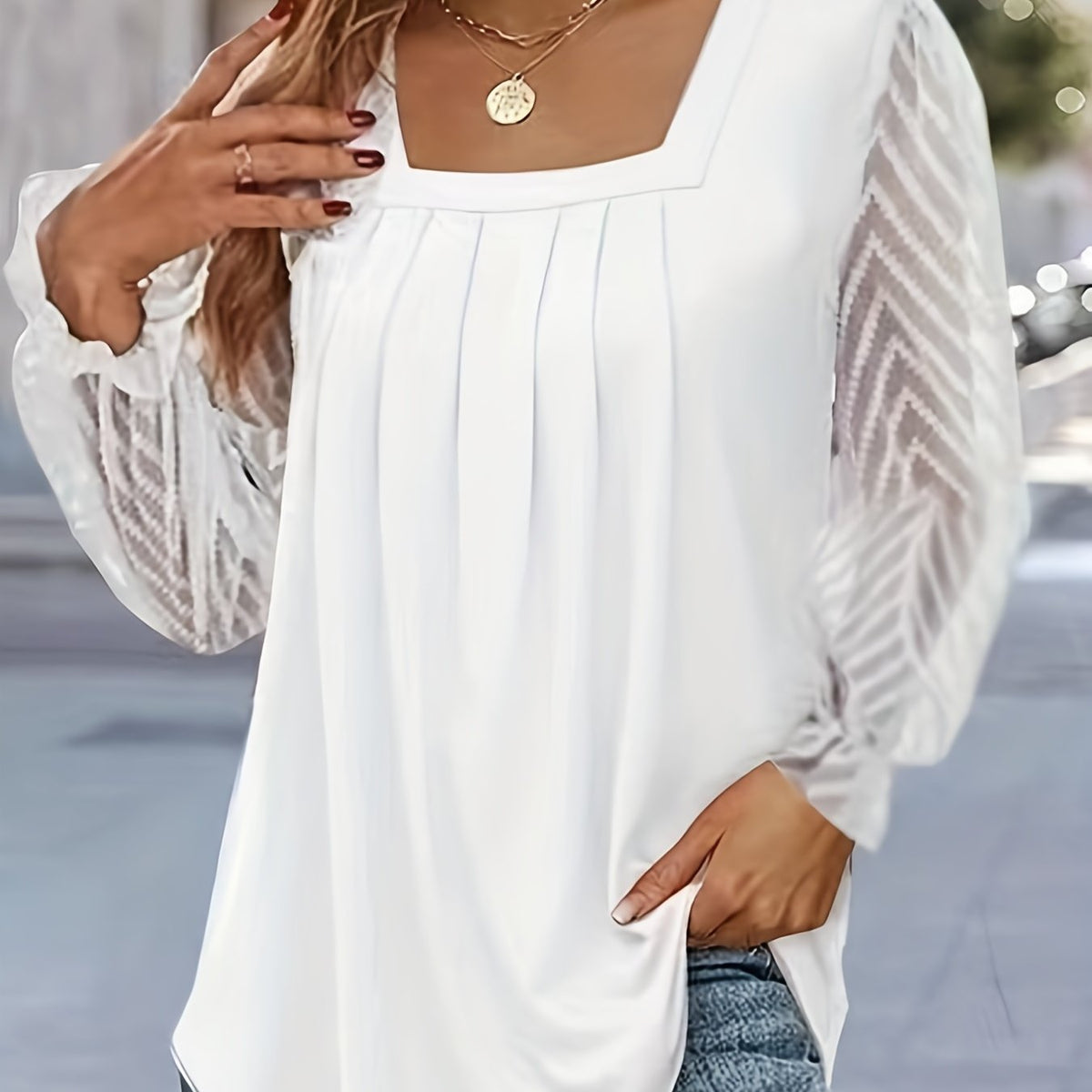  Solid Contrast Lace Lantern Sleeve Square Neck Top