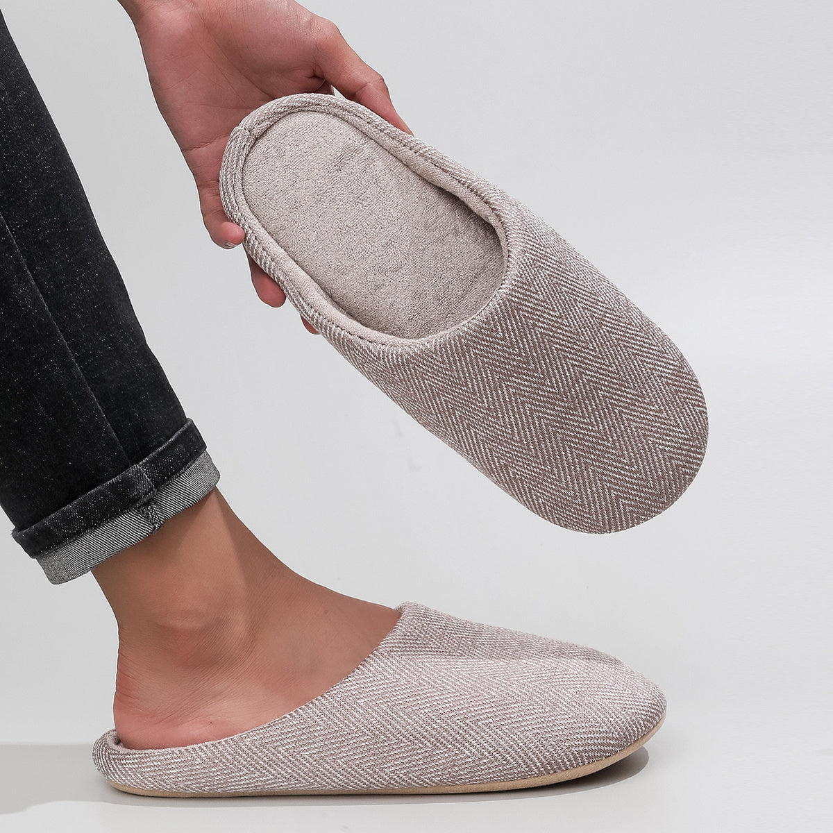 Men's Cozy Indoor Slippers with Plush Lining