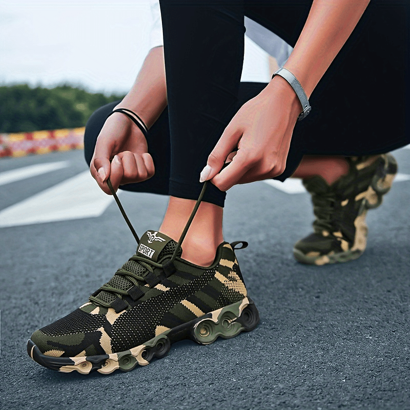 Women's Camo Graphic Lightweight Sports Shoes - Breathable Mesh Sneakers