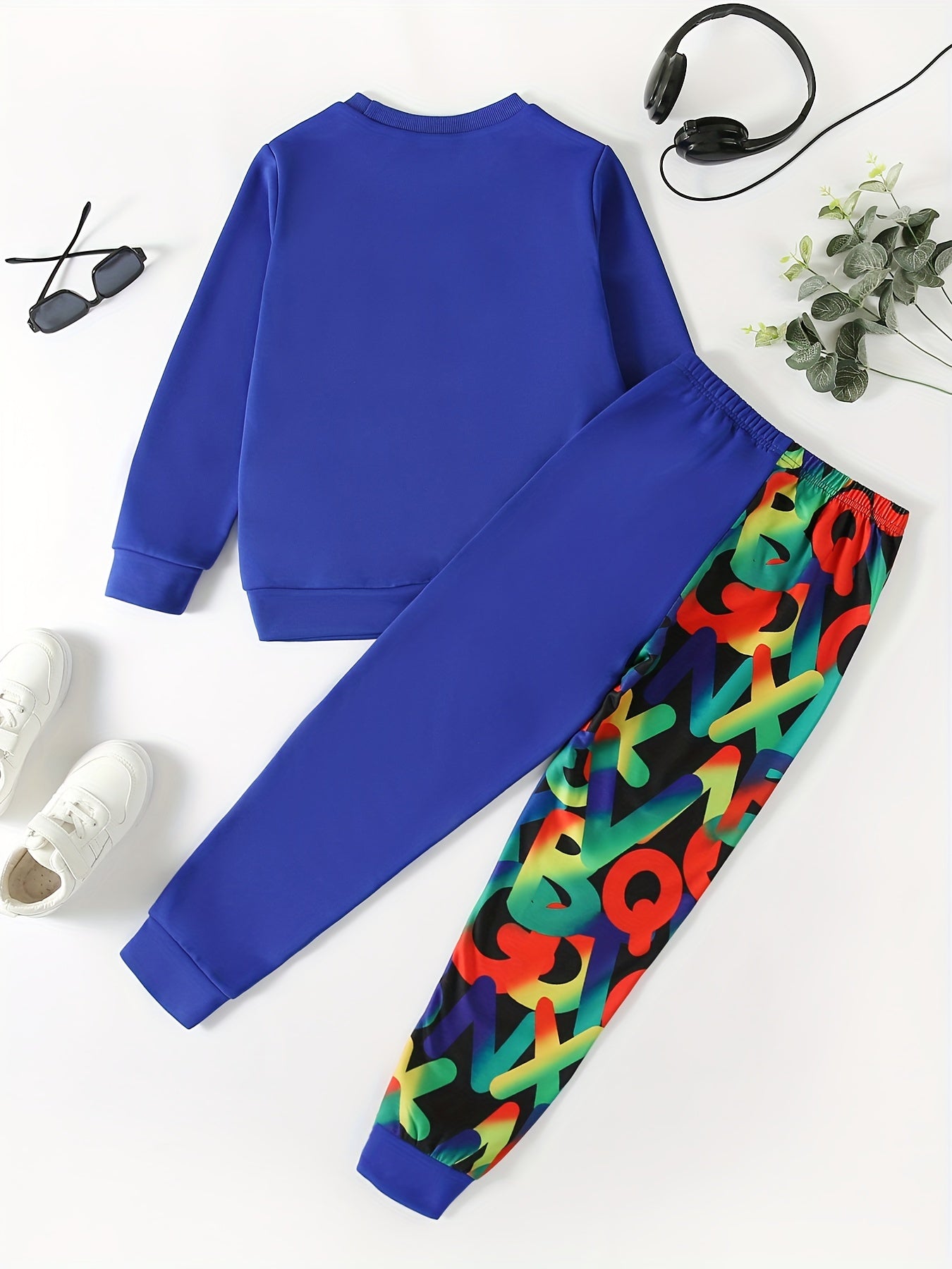 Boy's 2pcs Cartoon Letter Camo Sweatshirt & Sweatpants Set