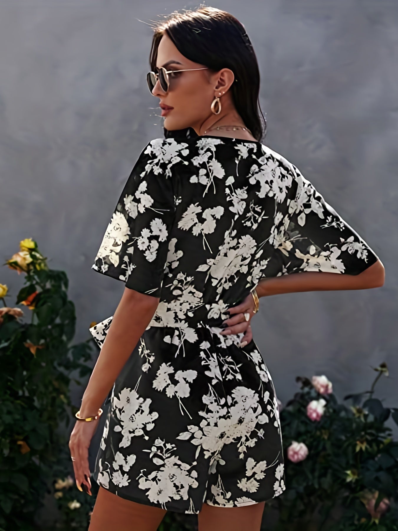 Floral Print V neck Romper Jumpsuit Short Sleeve Women's Clothing