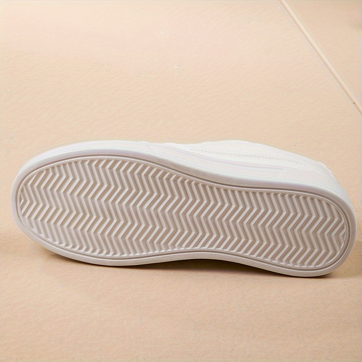 Versatile Faux Leather Skate Shoes Non Slip Sneakers