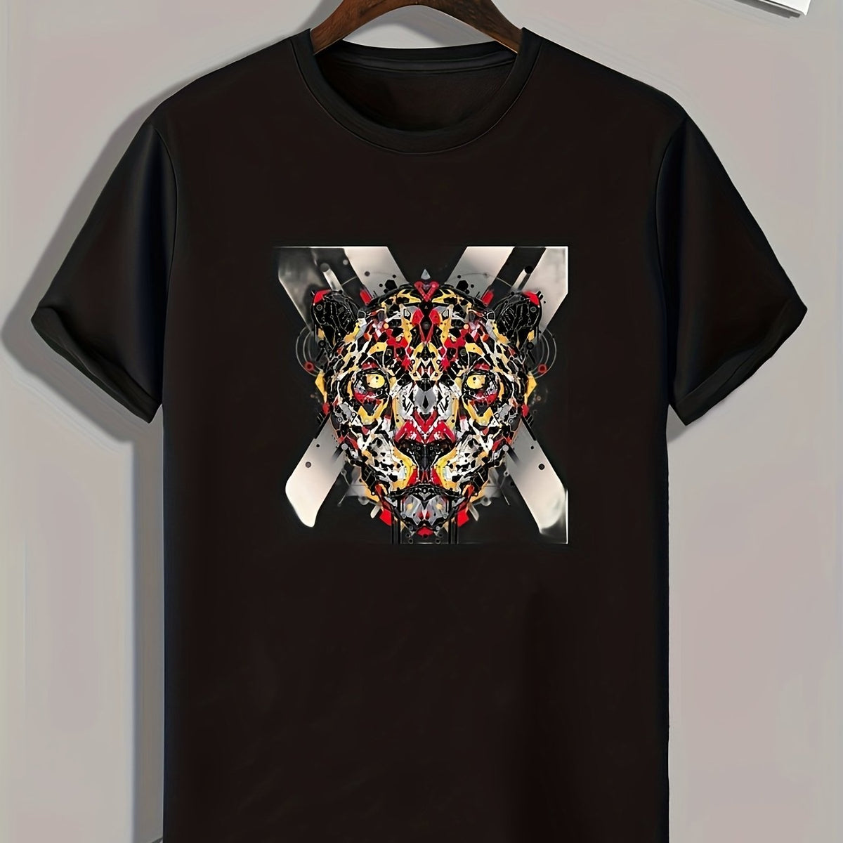 Leopard Pattern Men's Sports T-shirt, Fitness Outdoor Wear, Gift
