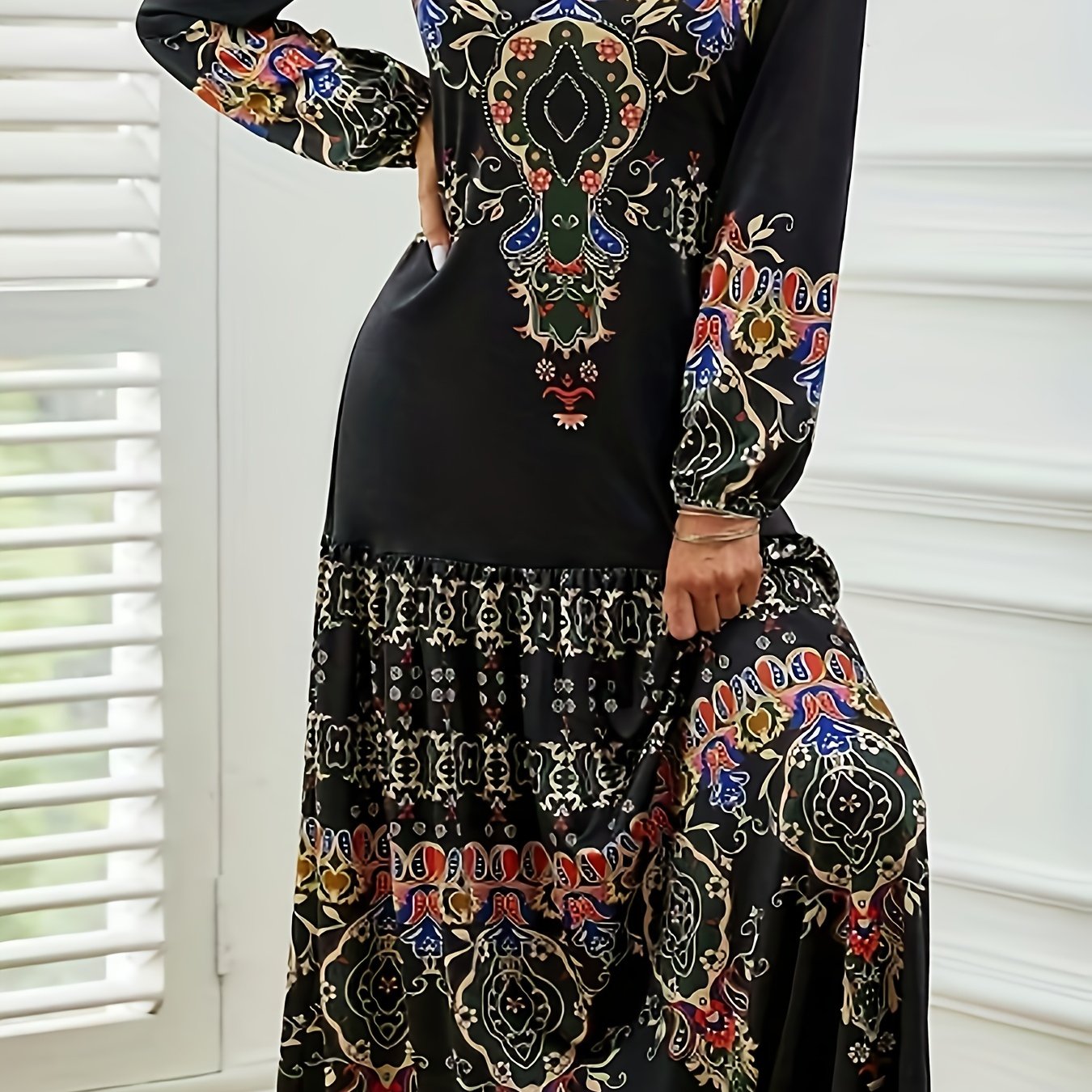  Floral Print Long Sleeve Maxi Dress