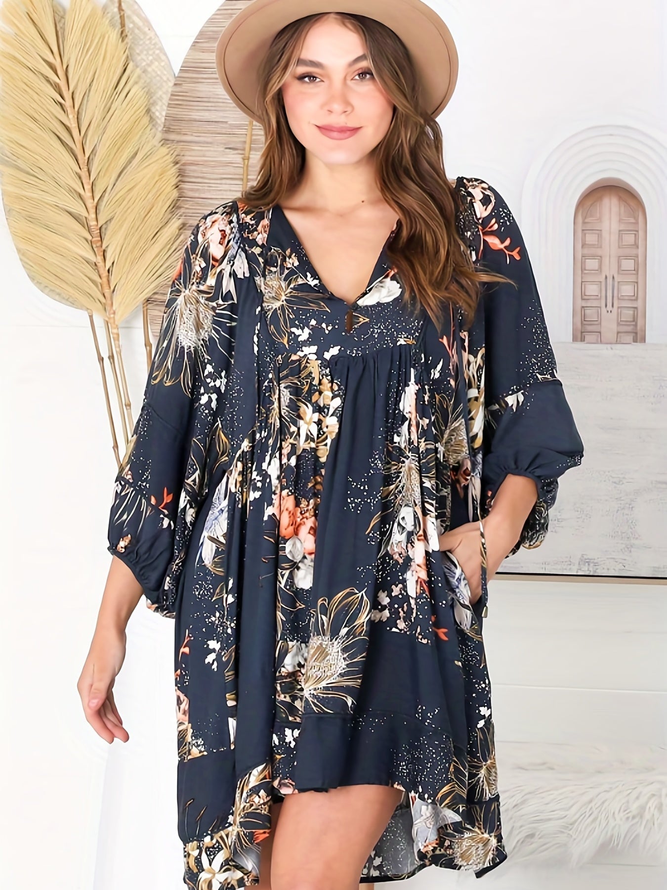 Plus Size Floral Lantern Sleeve Mini Dress