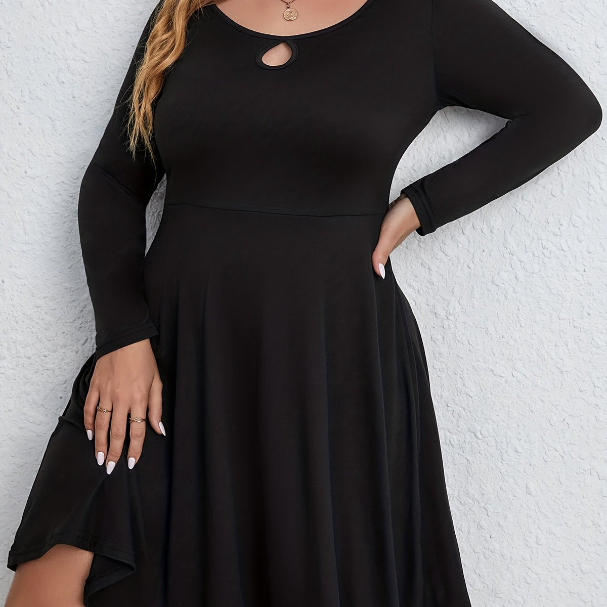  Solid Cut Out Long Sleeve Round Neck Dress