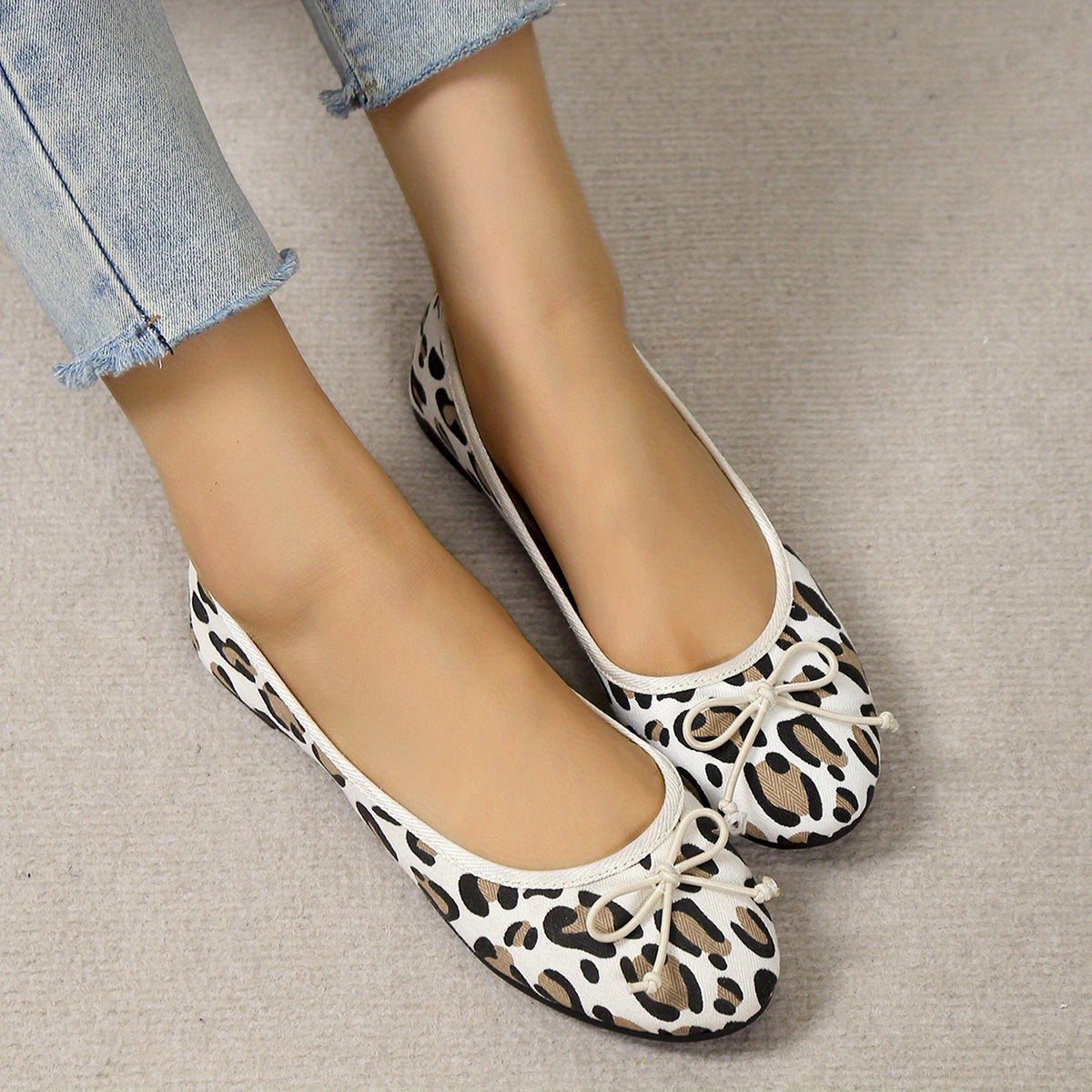 Women's Leopard Print Flat Shoes Soft Sole Slip On Ballet Flats