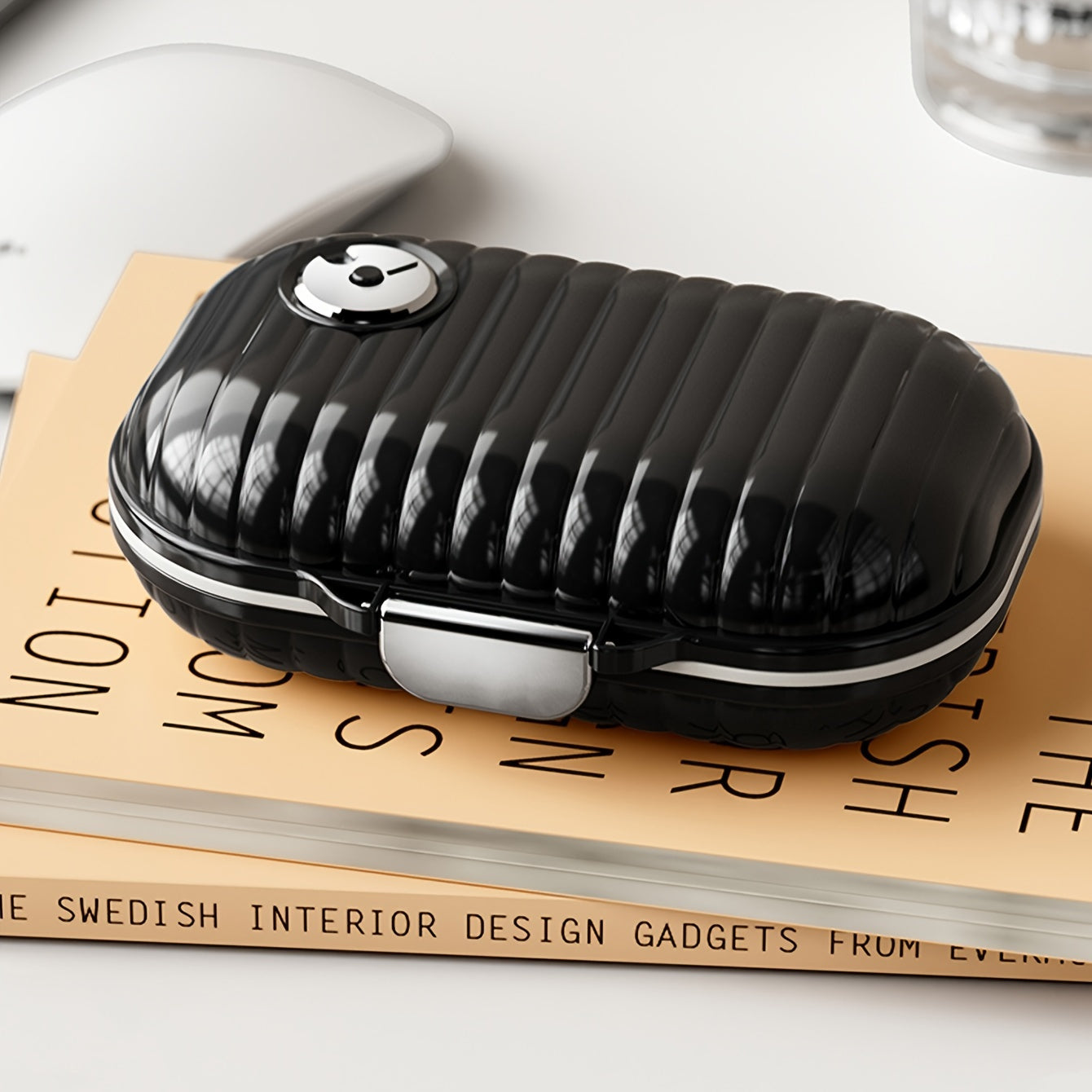 Portable Pill Organizer 7 Weekly Medicine Box Moisture Proof Durable Plastic