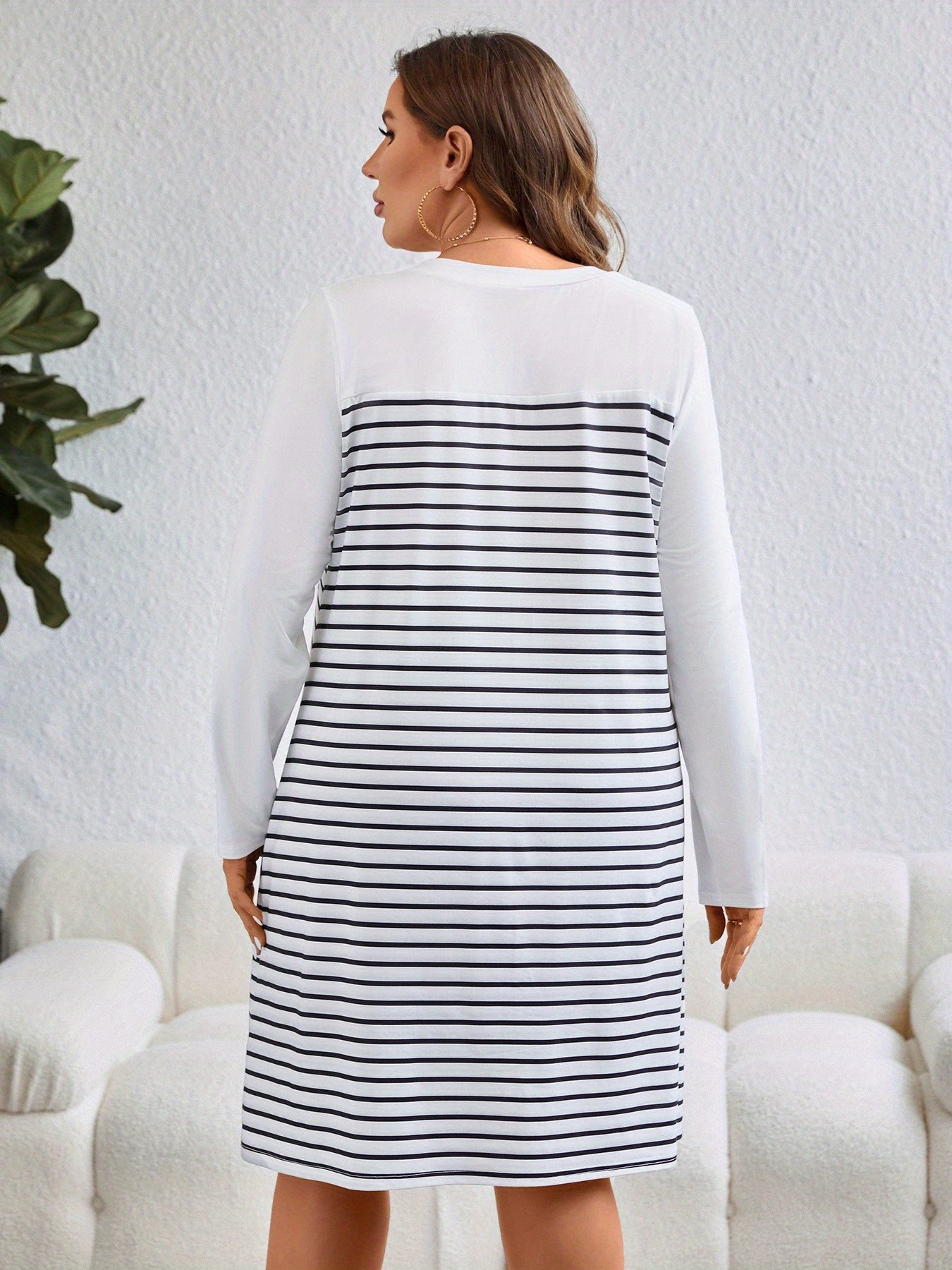  Women's Stripe Print V Neck Long Sleeve Tee Dress