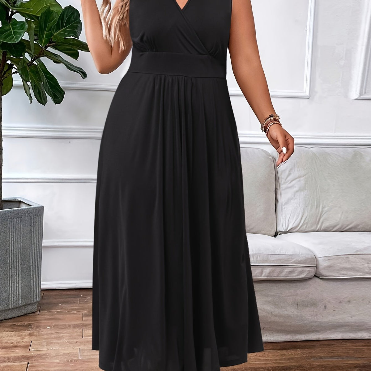  Solid Surplice Neck Maxi Dress