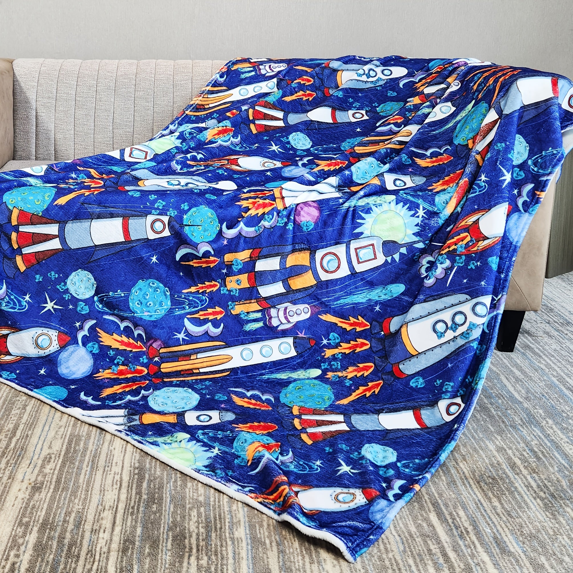 Cartoon Spaceship Pattern Blanket Flannel Blanket for Travel Camping Office Nap