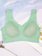 Plus Size Women's Feather Lace Trim Wireless Lift Bralette