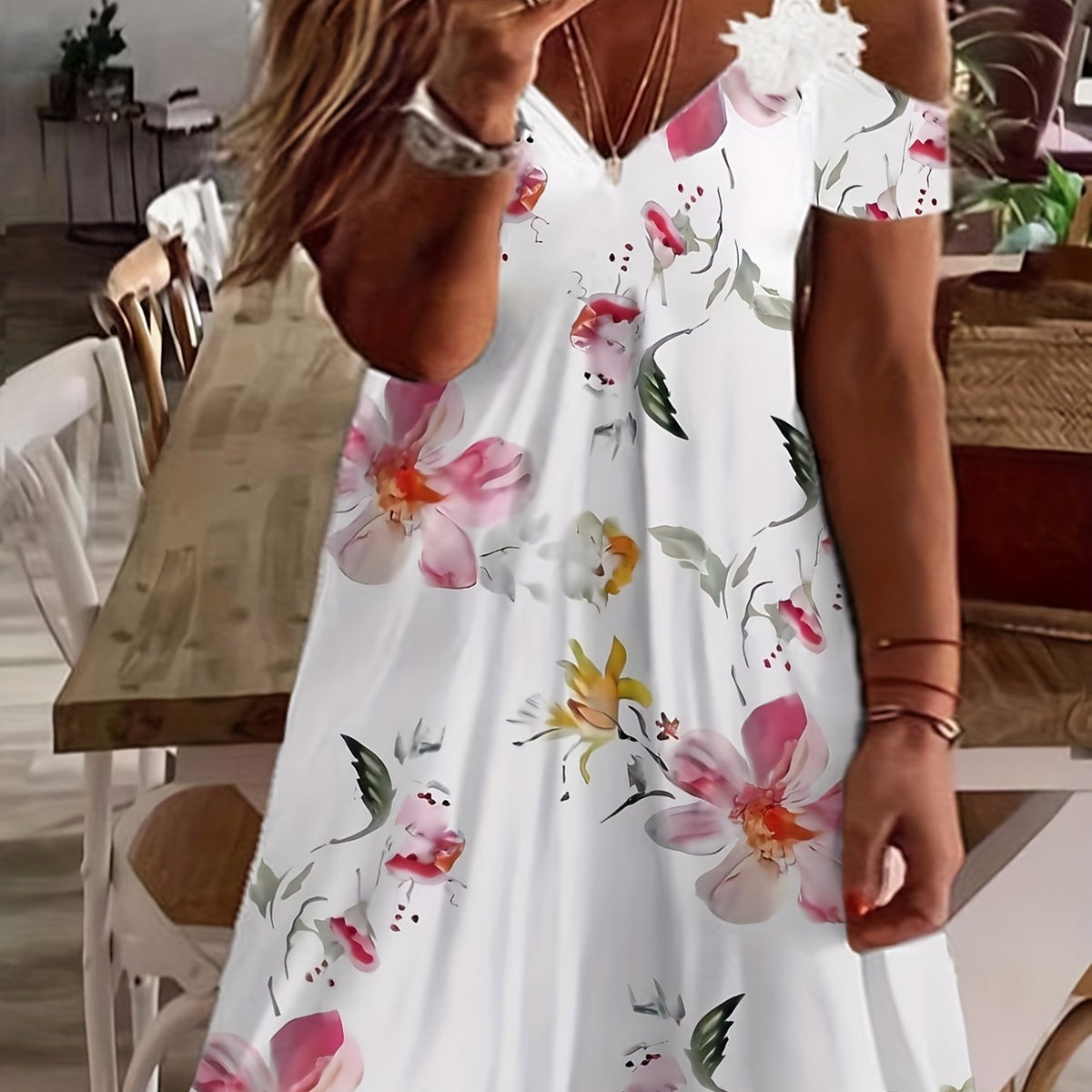  Women's Floral Print Lace Panel Cold Shoulder Dress