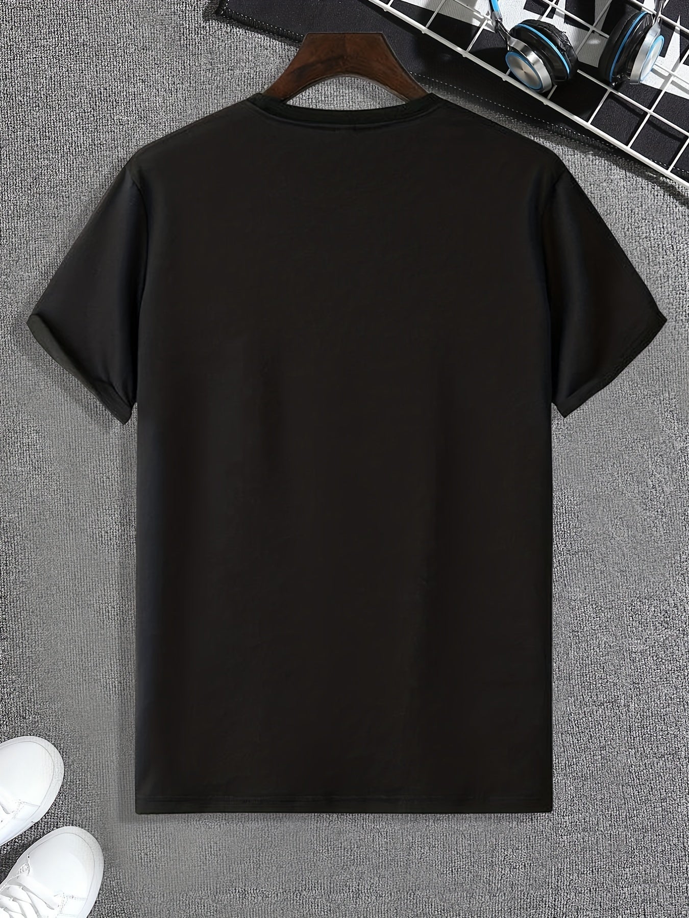 Men's Doodle Pattern T-shirt Active Tee
