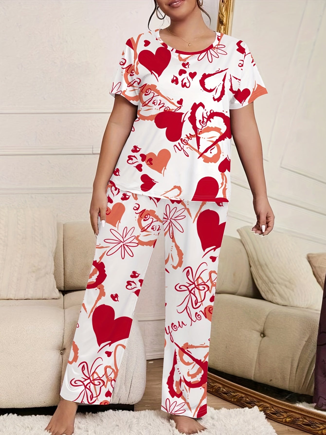 Graffiti Heart Print Pajama Set Short Sleeve Tee & Pants