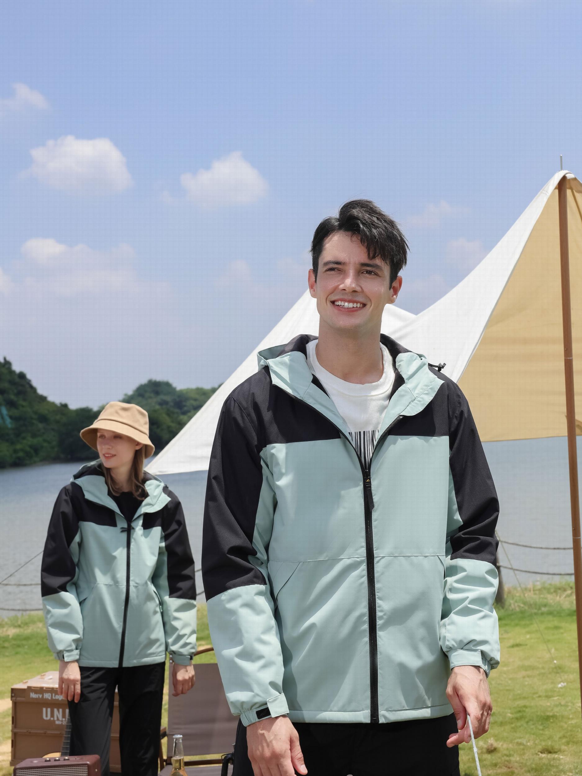 Soft shell Ski Hooded Jacket Waterproof & Windproof Plush Inner