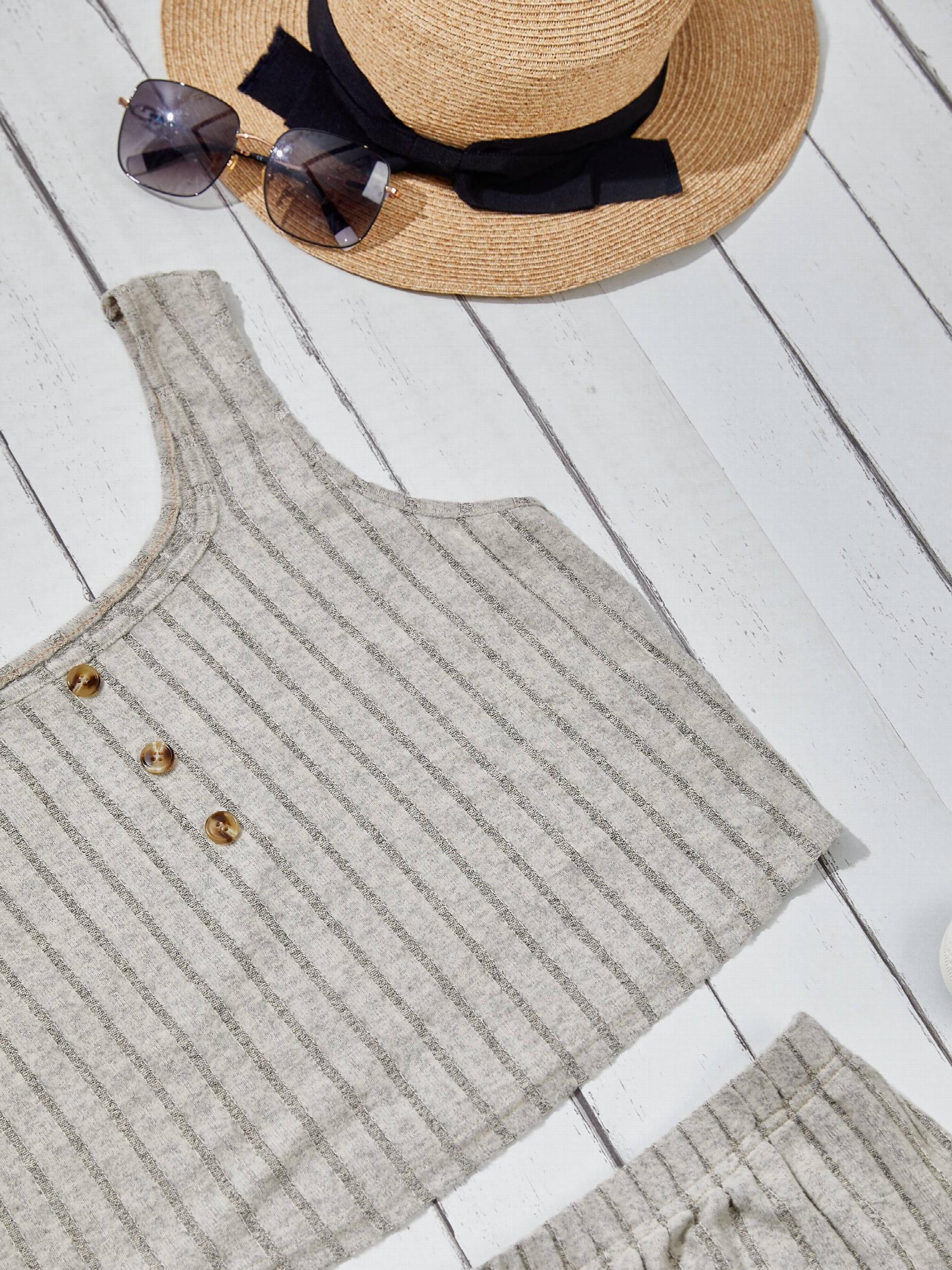  Ribbed Button Crop Tank Top & Shorts Set