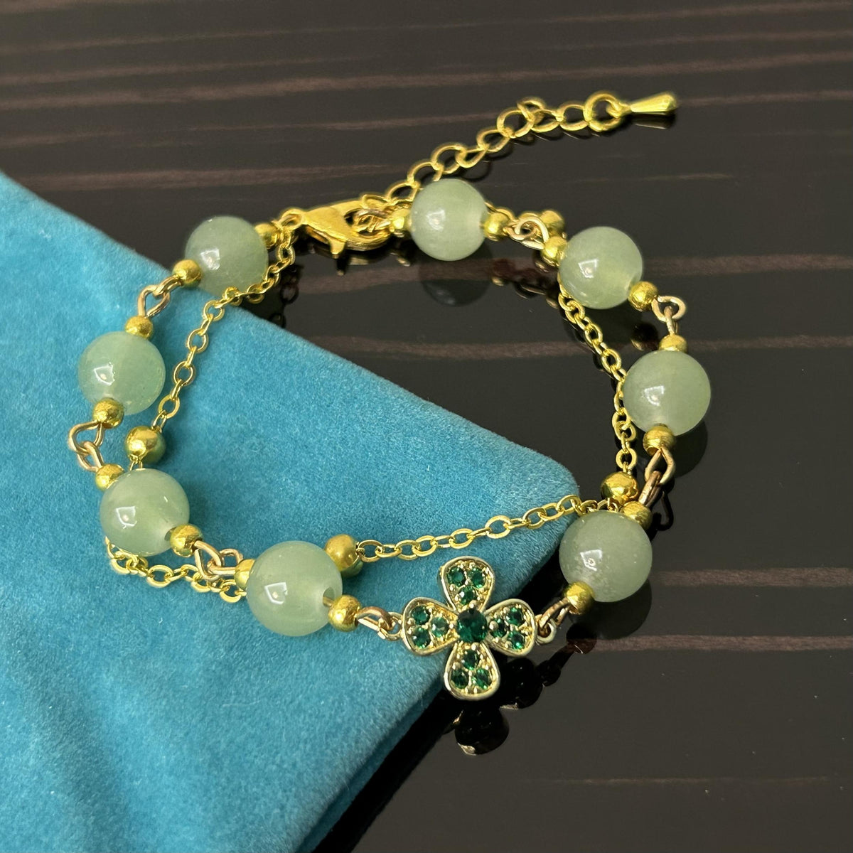 Green Bead Four Leaf Clover Bracelet - Great Gift for her on Mother's Day