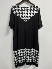  Houndstooth Print Short Sleeve Dress with Pockets