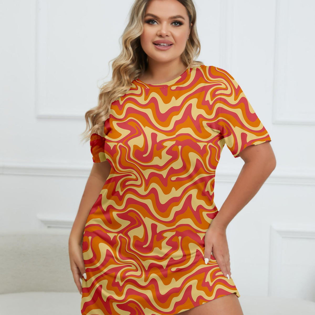  Wavy Print Round Neck Short Sleeve Dress