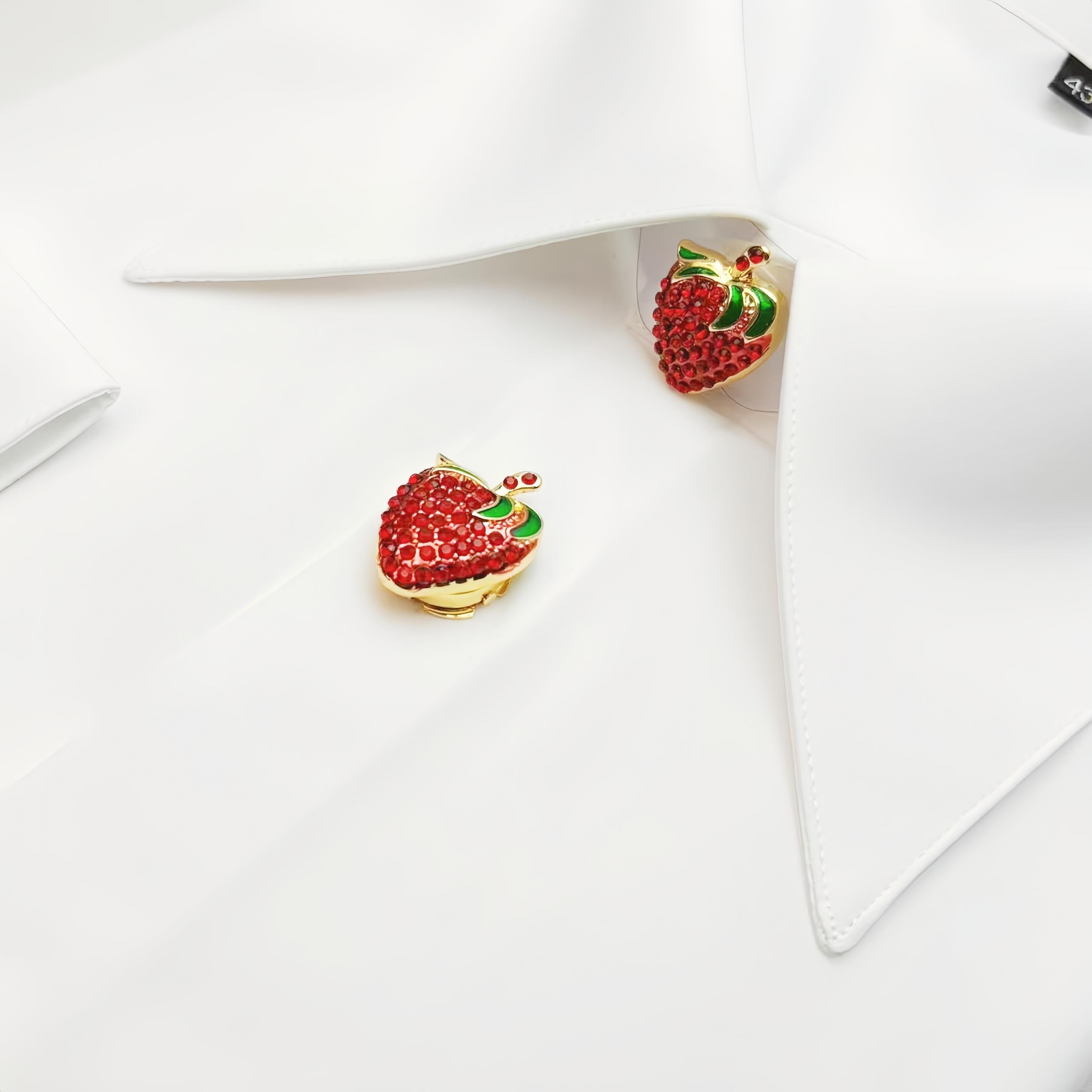 2pcs Strawberry Rhinestone Button Cover for Shirt Decoration