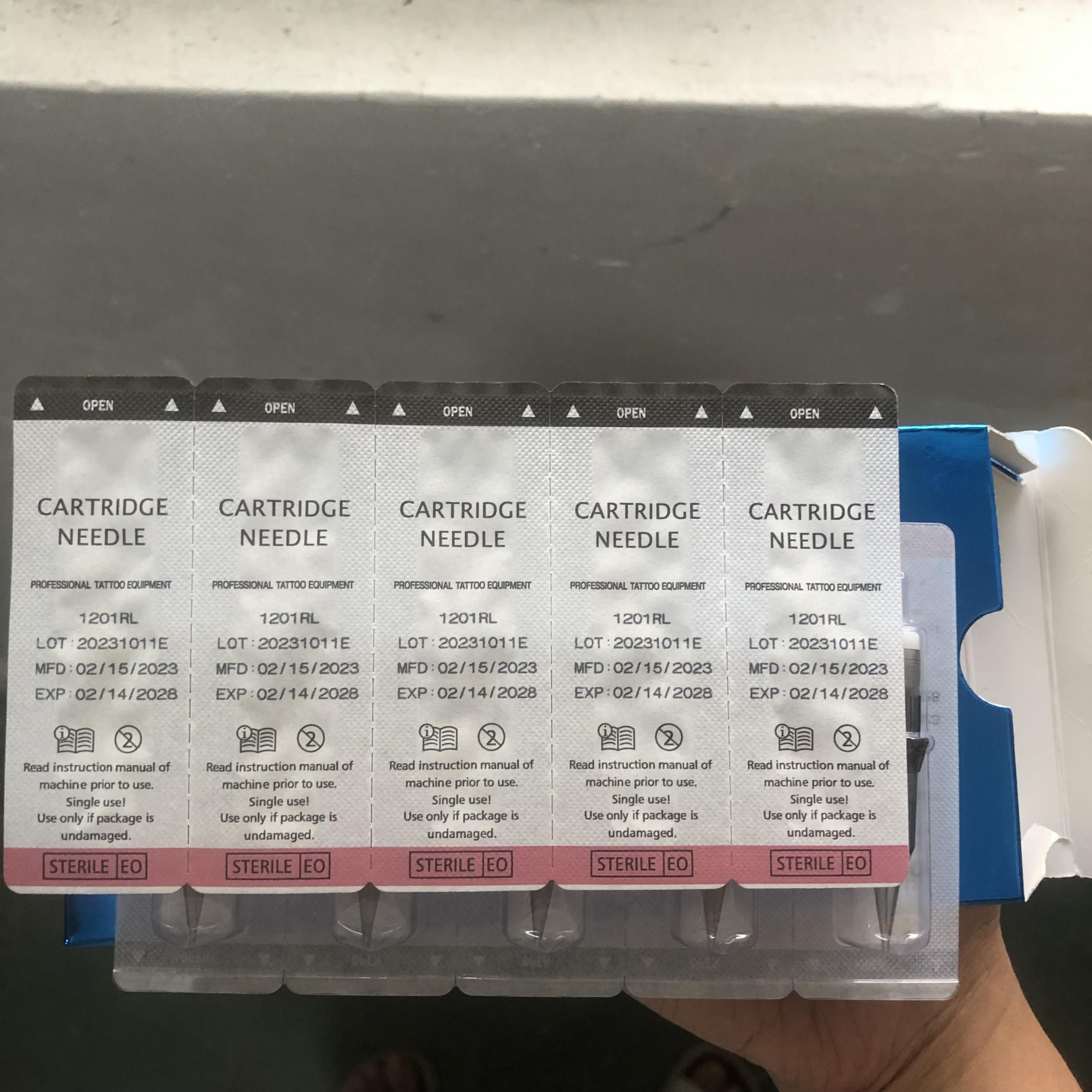 20pcs Tattoo Cartridge Needles Disposable 1RL 3RL 5RL 7RL For Tattoo Artists