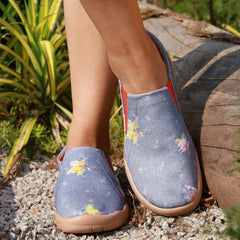 Women's Stars Printed Slip-On Canvas Shoes Low Comfy Travel Shoes