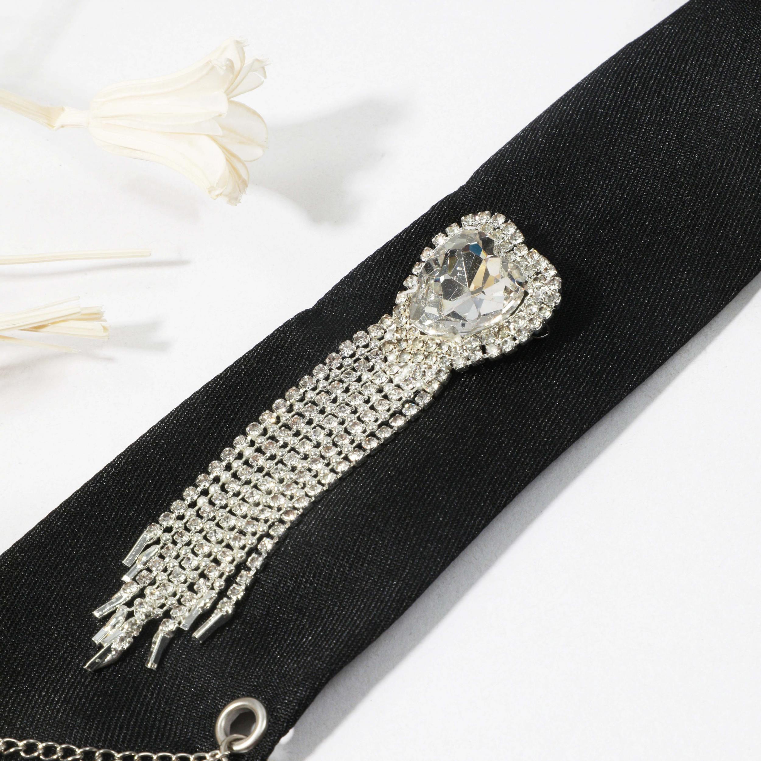 Crystal Heart Tassel Brooch Bow Tie