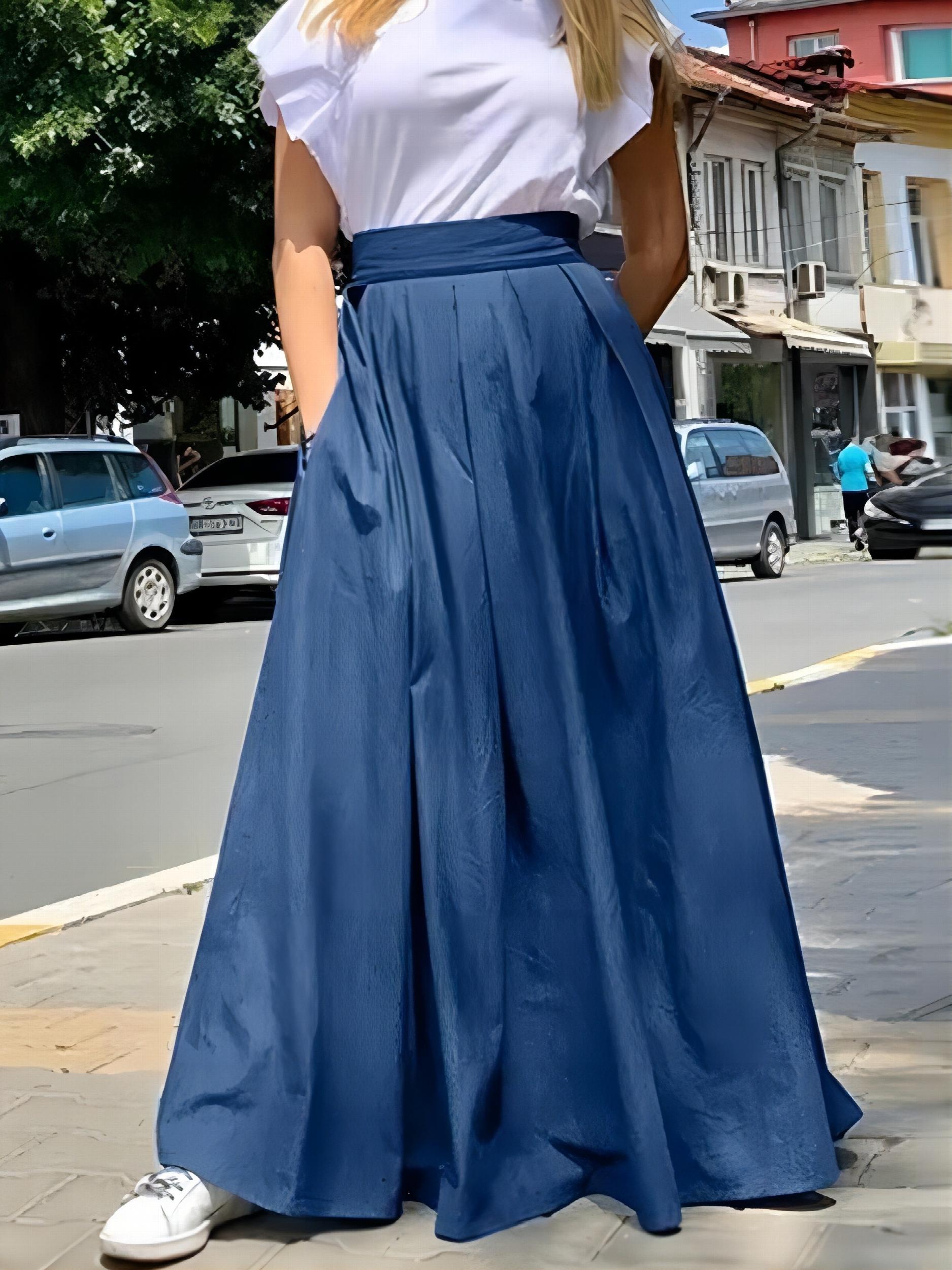  Solid High Waisted Maxi Skirt with Pockets