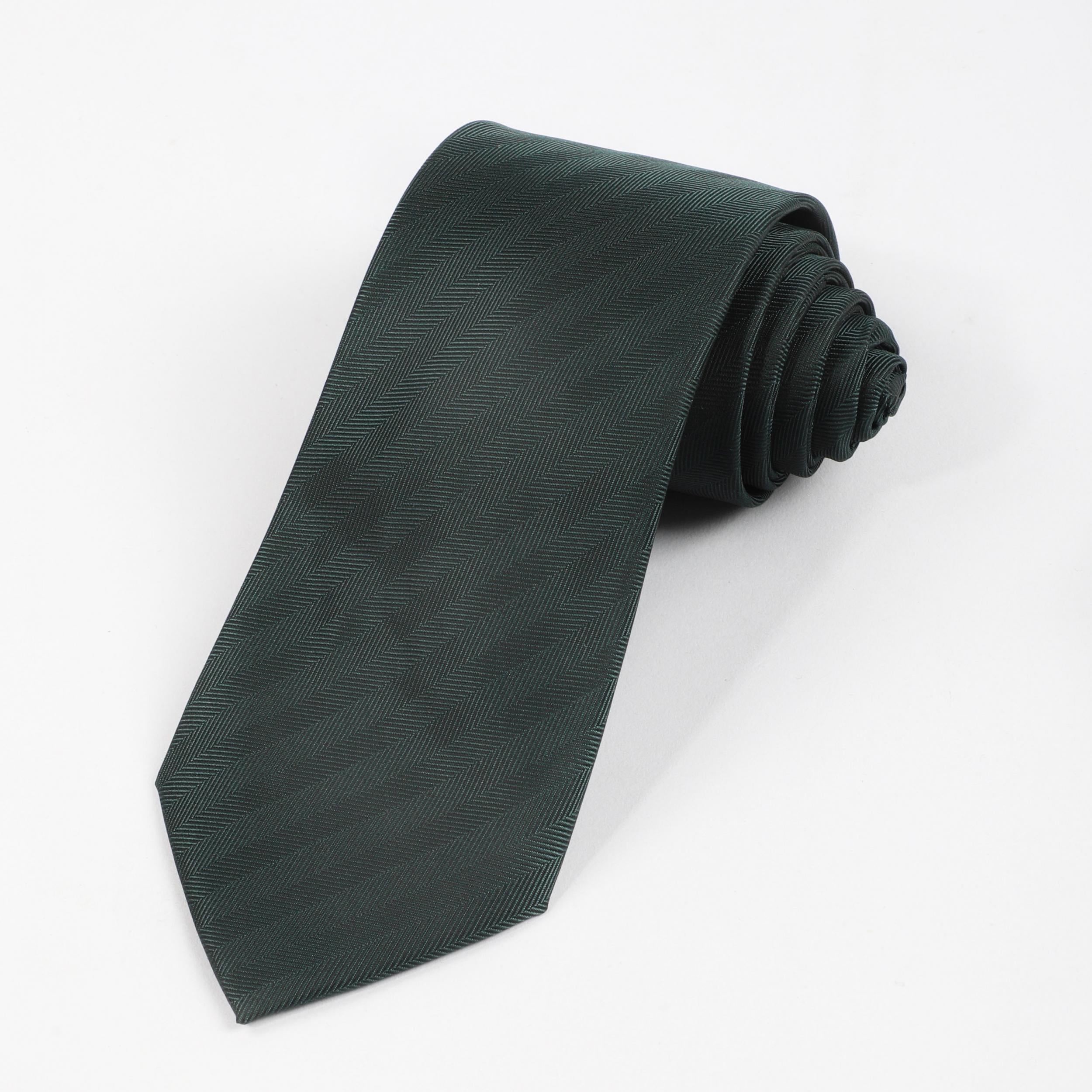 Thin Stripe Polyester Tie Business Formal Necktie Men
