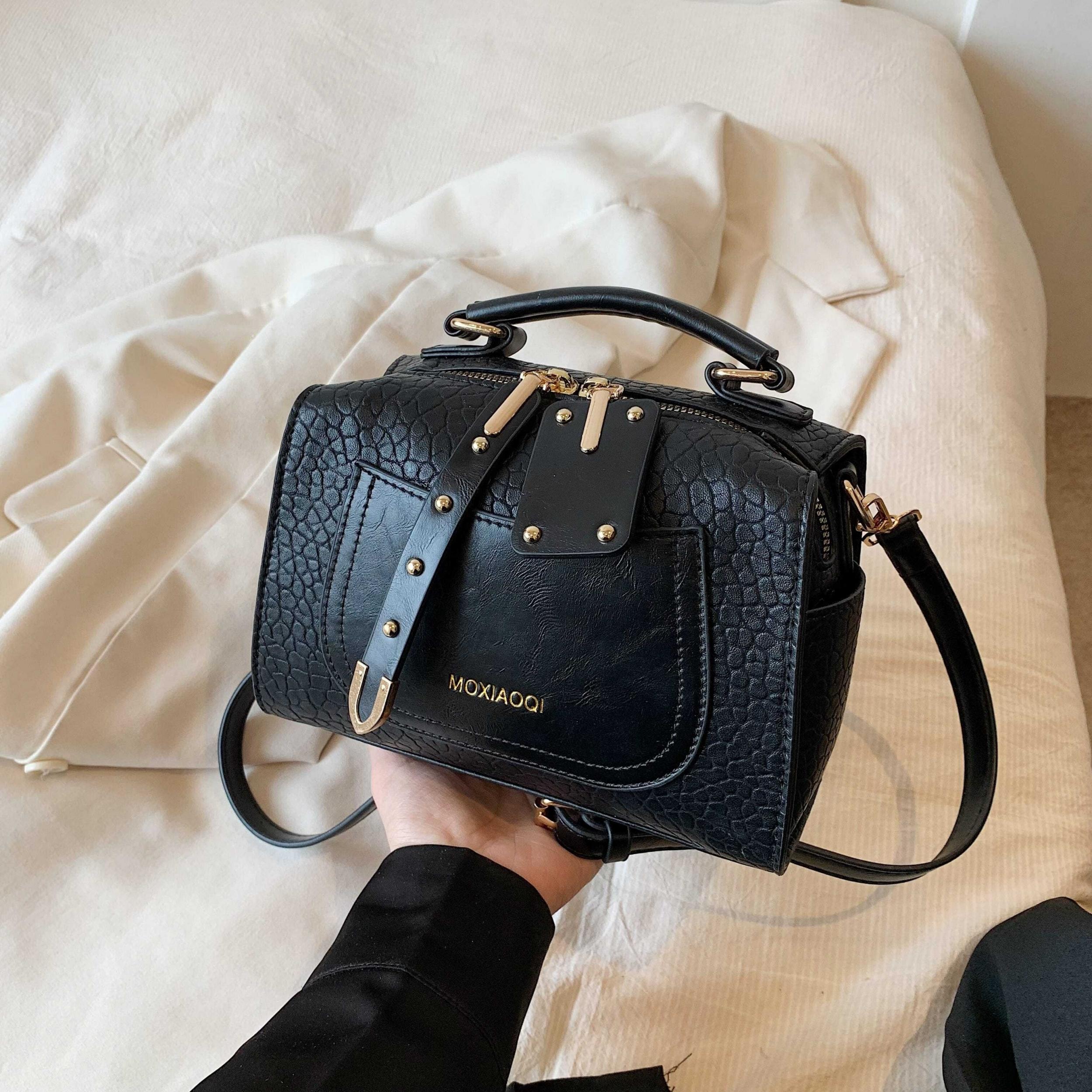Crocodile Embossed Crossbody Bag Letter Studded Decor Shoulder Bag