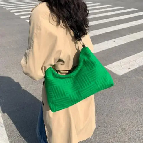 Women Hand Towel Embossed Plush Bag Lightweight Large-Capacity Tote Bag